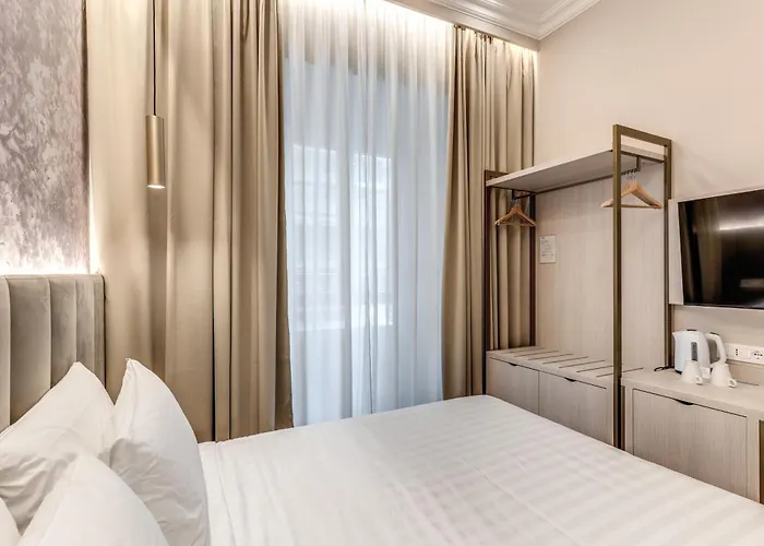 Lumi Otel *