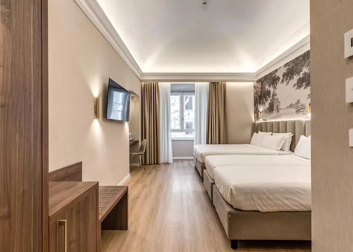 Lumi Otel *